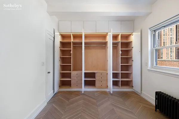 Sold by Sotheby's International Realty | media 8