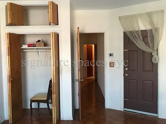 Rented by Signature Spaces NYC Corp | media 16