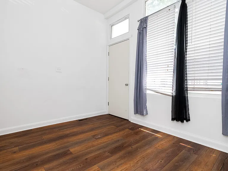 2422 McElderry St #A — Photo 7