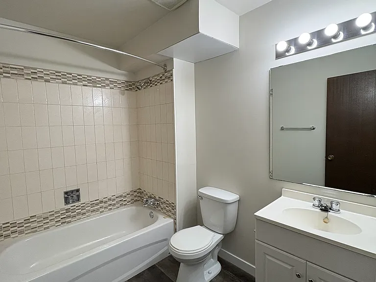 29 Grand Dr #2 — Photo 47