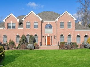 9 Cornerstone Way, Livingston, NJ 07039