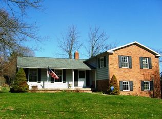 4491 Grapevine Swing Dr, Akron, OH 44321