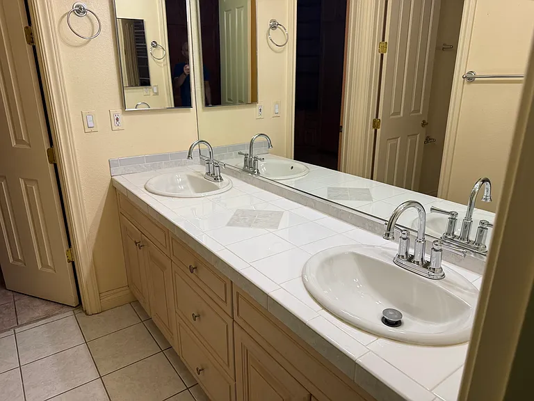 8120 Sapphire Bay Cir — Photo 7