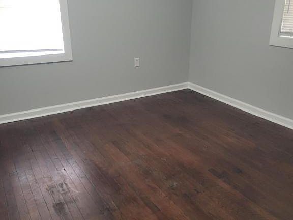 4th image of 2218 Odessa St