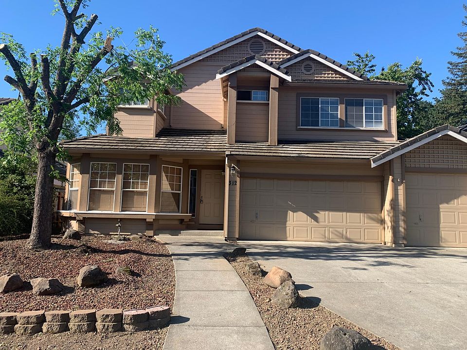 1st image of 312 Oak Valley Dr