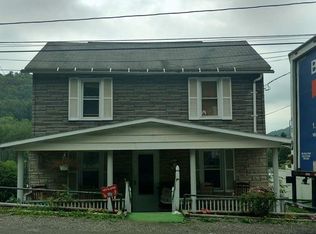 89 Dixon Rd, Clymer, PA 15728
