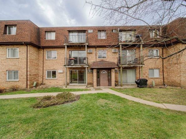 103 E Dundee Rd