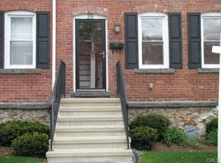 35 Brown Ave, Stamford, CT 06902