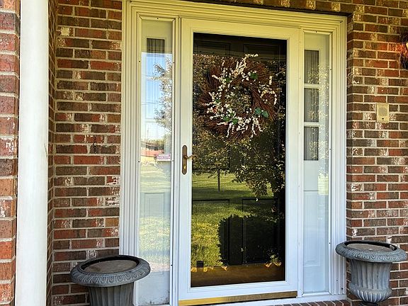 4th image of 226 Wright Ln
