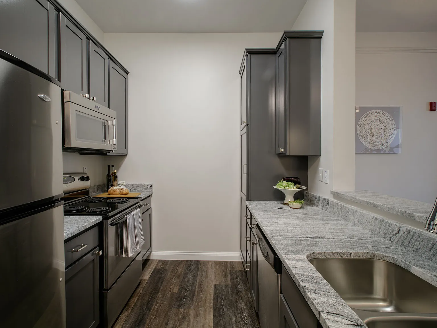 Residences at the Boulevard — Photo 4