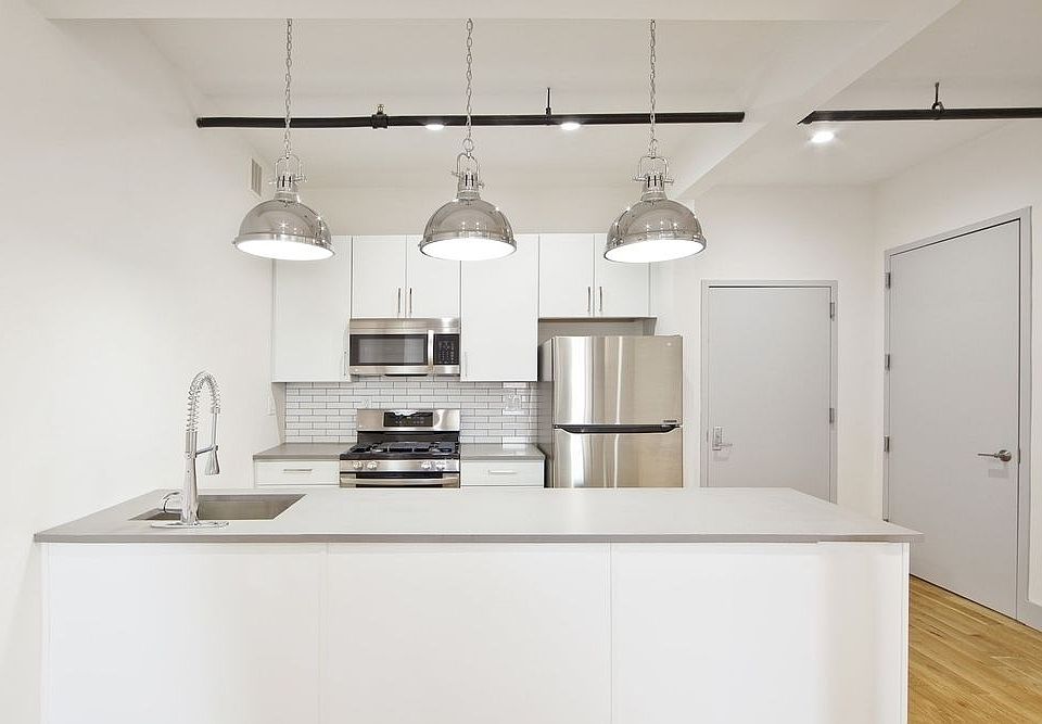 1st image of 48 Meserole St APT 5B