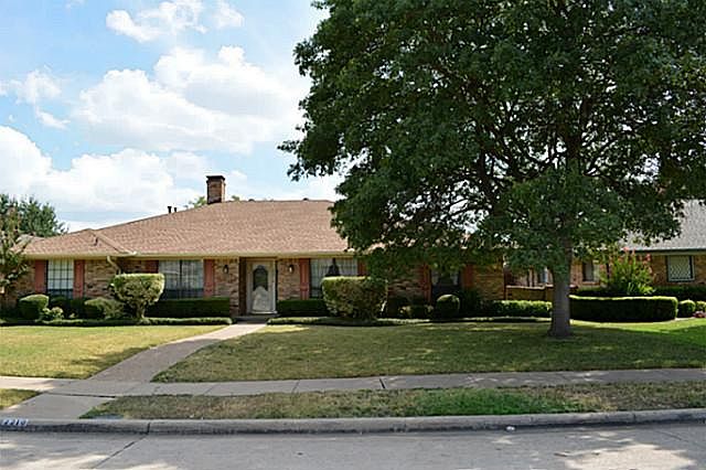1st image of 2210 Acacia St