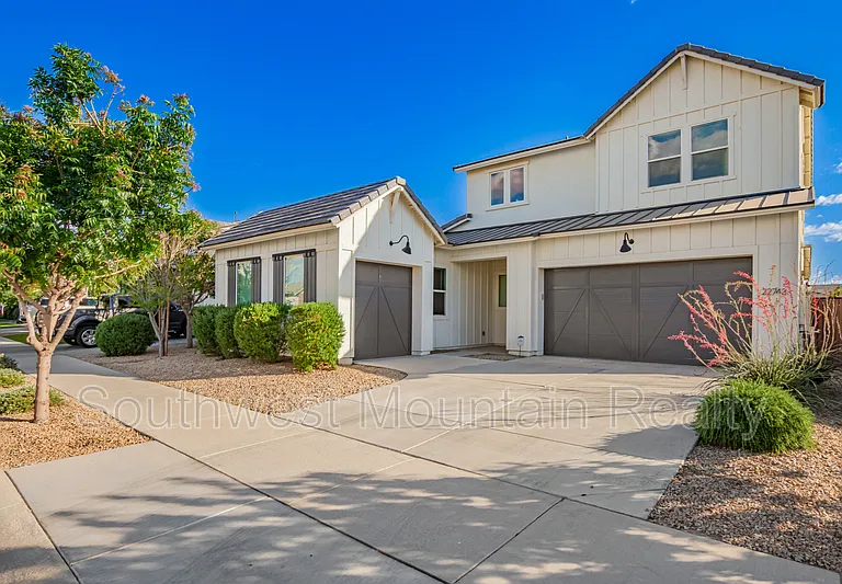 22743 E Poco Calle — Photo 4