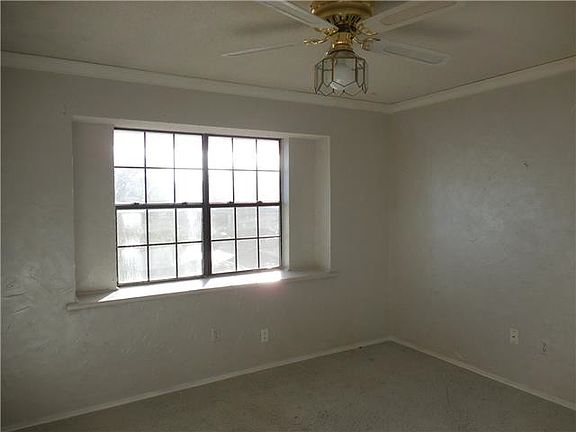 4th image of 4401 Dahoon Dr