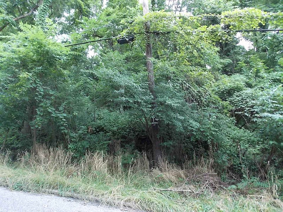 2nd image of Amelia St