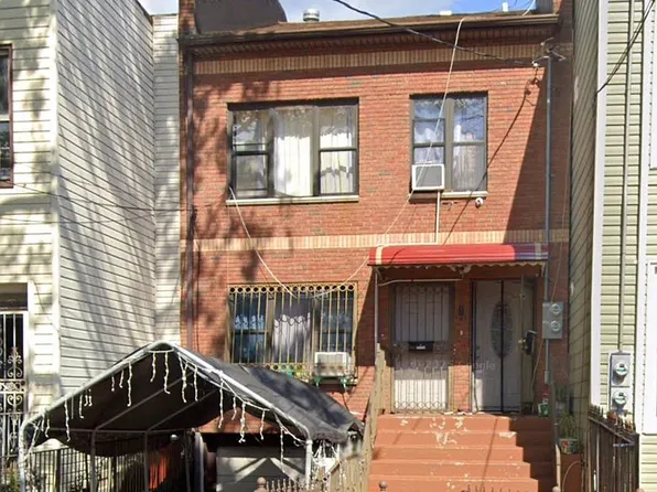 121 Montauk Ave, Brooklyn, NY 11208