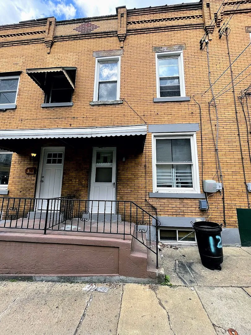 3 bed 1 bath - updated, washer/dryer, central air — Photo 1