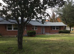 401 Line Dr, Gainesville, TX 76240