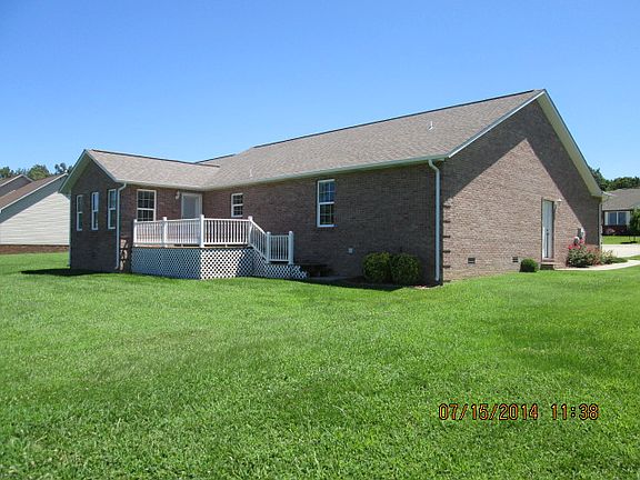 2nd image of 1211 Redwood Drive