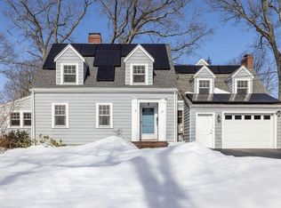 17 Lindbergh Ave, Needham, MA 02494