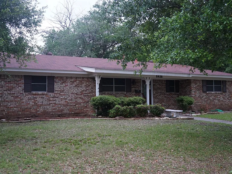 5428 Topper Dr — Photo 1