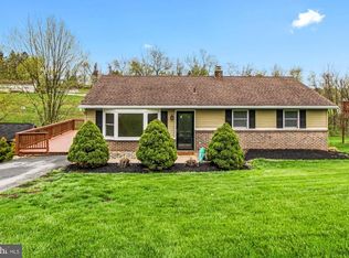3033 Faith Ln, Red Lion, PA 17356