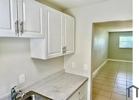 550 SW 2nd Ave #229 — Photo 6