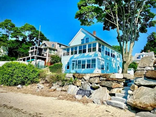 99 Midgley Ave, Warwick, RI 02886