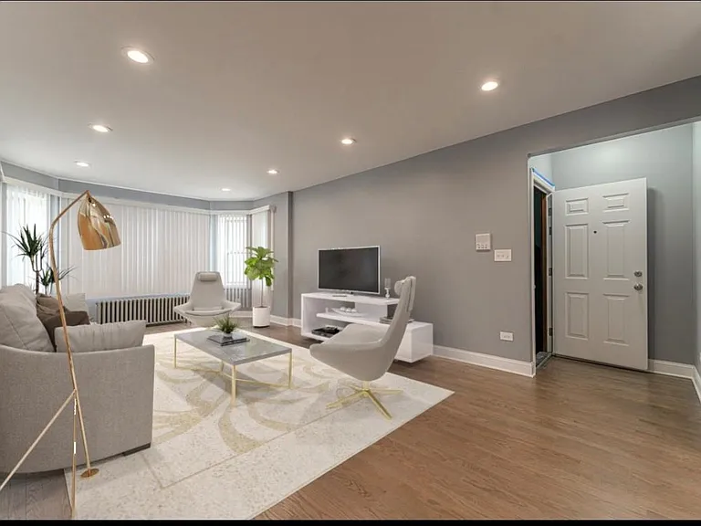 8602 S Yates Blvd — Photo 11