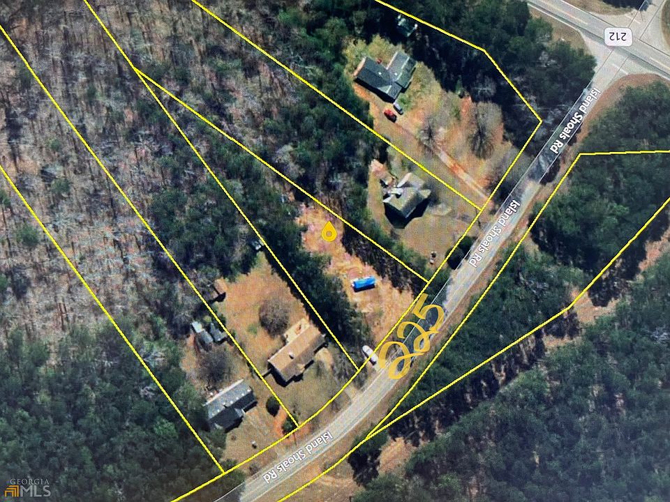 2nd image of 225 Island Shoals Rd