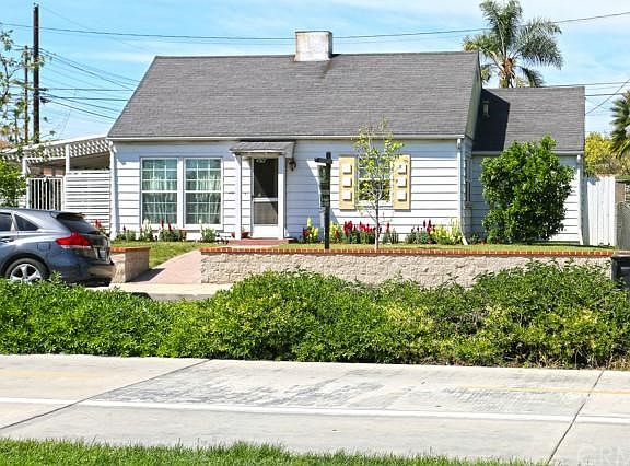 2nd image of 4317 W Chandler Blvd