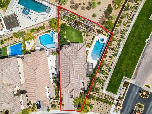 5th image of 12224 Lorenzo Ave