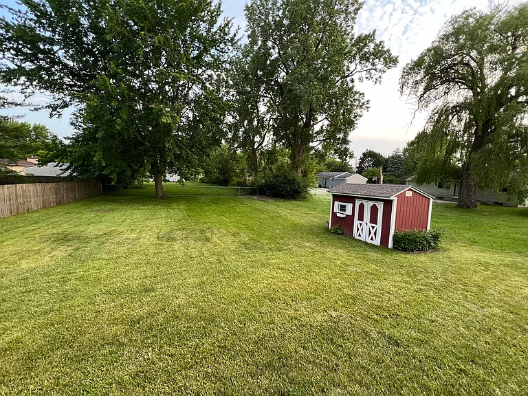 2421 Pollard Rd — Photo 4