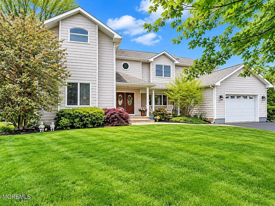 75 Poplar Ave