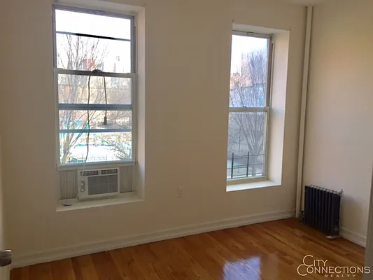 Rented by City Connections Realty | media 16