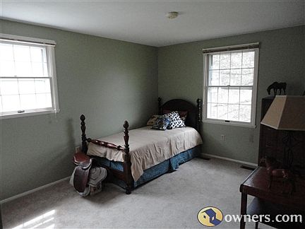 5th image of 502 Churchill Ct