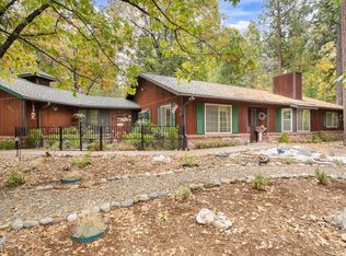 4611 Sierra Springs Dr, Pollock Pines, CA 95726