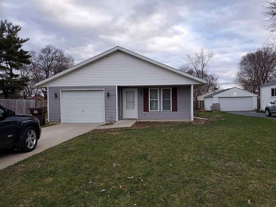1st image of 219 E Greenview Ave