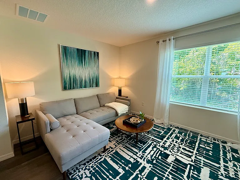 504 Coronado Cove Rd — Photo 5