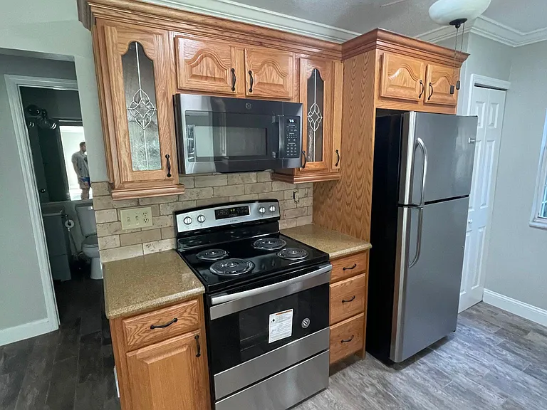937 Birmingham Ct #105 — Photo 7