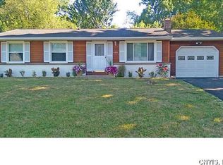 4201 Ursa Crse, Liverpool, NY 13090
