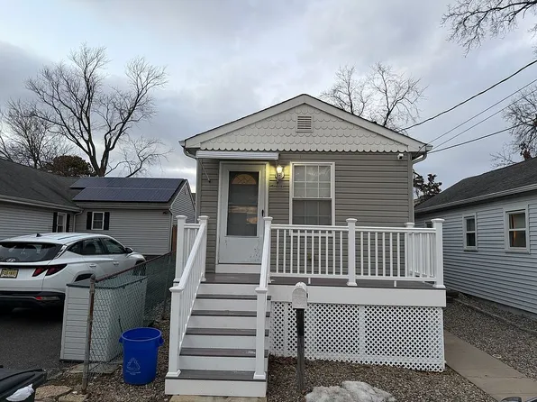 713 Morningside Ave, Union Beach, NJ 07735