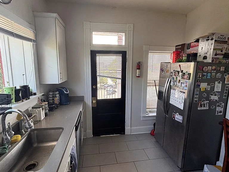 411 N Allen Ave #3 — Photo 9