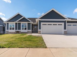 4090 Hanover Dr, Deforest, WI 53532