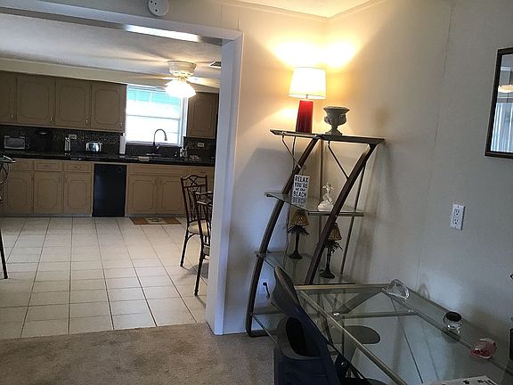 2nd image of 1410 Southard Ave