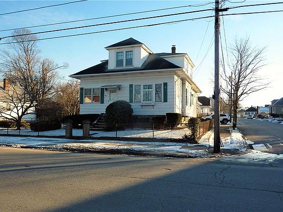 4th image of 281 Farmington Ave