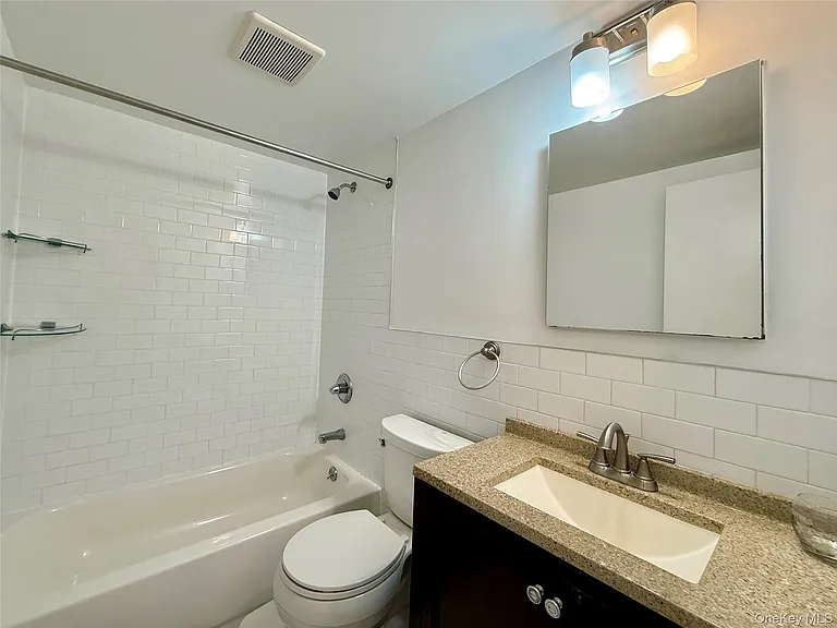 149-14 21st Ave #1 — Photo 4