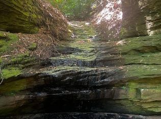 999 Wicked Oak Rd, Campton, KY 41301