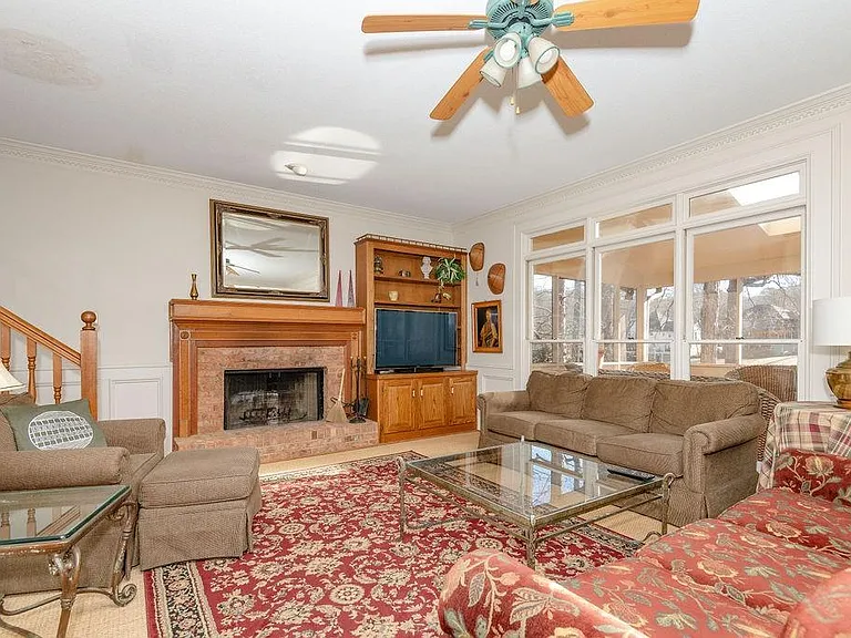 10315 Crescent Ridge Dr — Photo 10