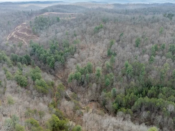 Co Rd, Macfarlan, WV 26148